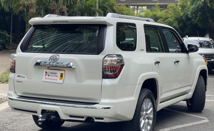 Toyota 4Runner Limited AT